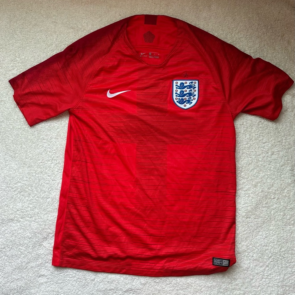 Nike Men's Red England Soccer Jersey